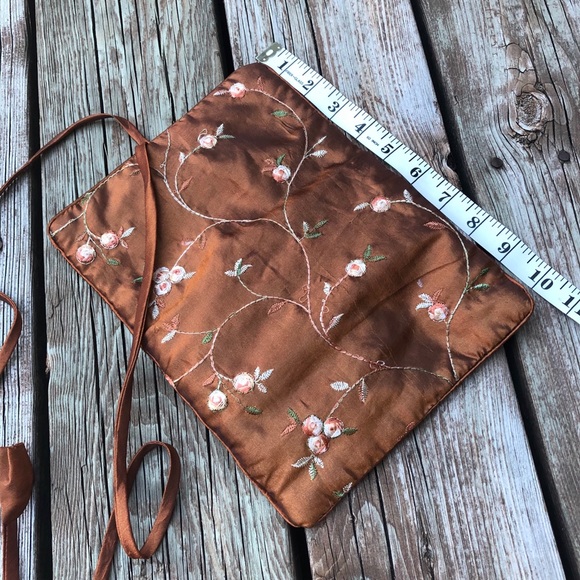 Makeup Bag 💄 - Picture 10 of 11